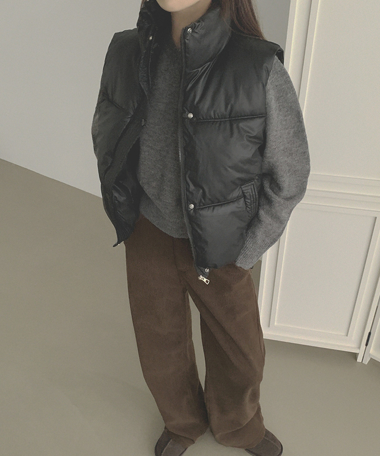 간절기 초겨울 하이넥 무광 조끼 패딩 블랙