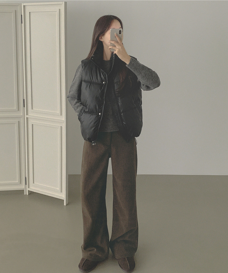 간절기 초겨울 하이넥 무광 조끼 패딩 블랙