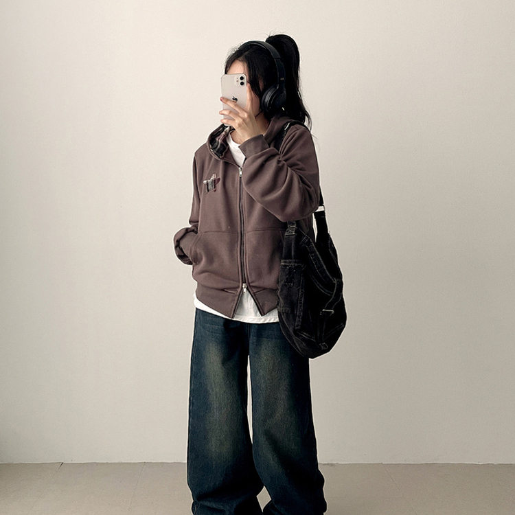 チェックスターフードジップアップ BROWN