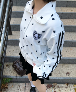 별하트 패치 집업 화이트