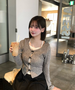 샤샤 리본 일체형 레이어드 니트 그레이