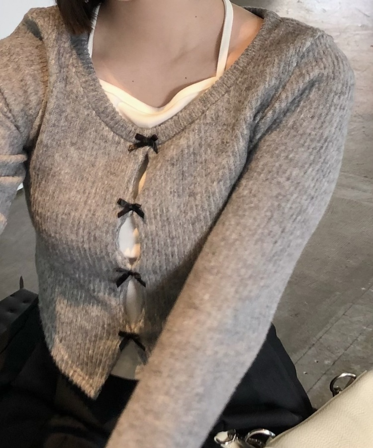 샤샤 리본 일체형 레이어드 니트 그레이