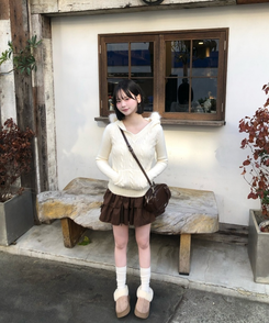 케이블 퍼 후드 니트탑 화이트