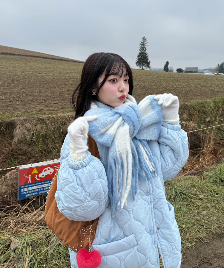 스터드 리머블 숄더백 카멜