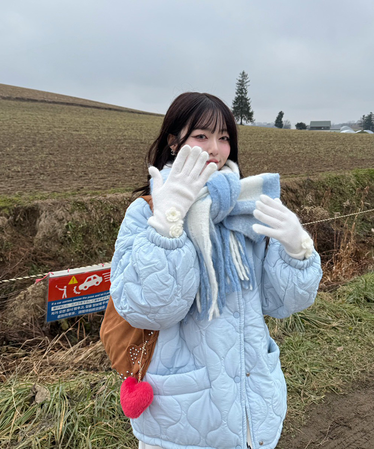 스터드 리머블 숄더백 카멜
