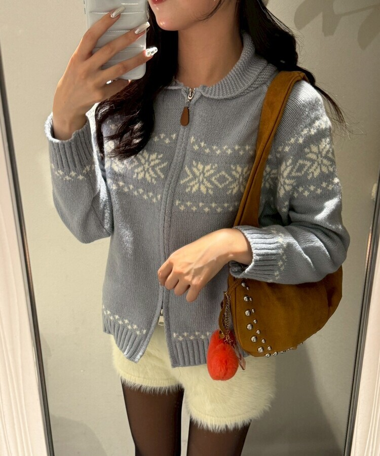 스터드 리머블 숄더백 카멜