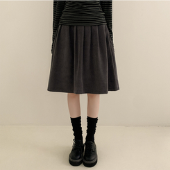 スエードピンタックフレアミディスカート CHARCOAL