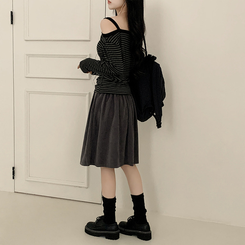 スエードピンタックフレアミディスカート CHARCOAL