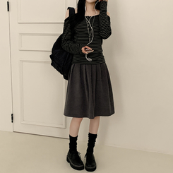 スエードピンタックフレアミディスカート CHARCOAL