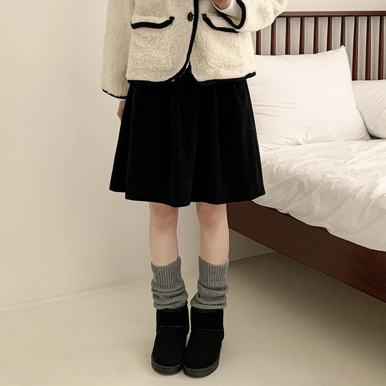 スエードピンタックフレアミディスカート BLACK