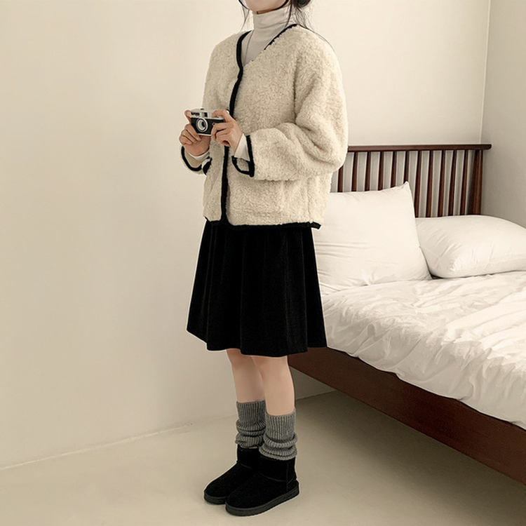 スエードピンタックフレアミディスカート BLACK