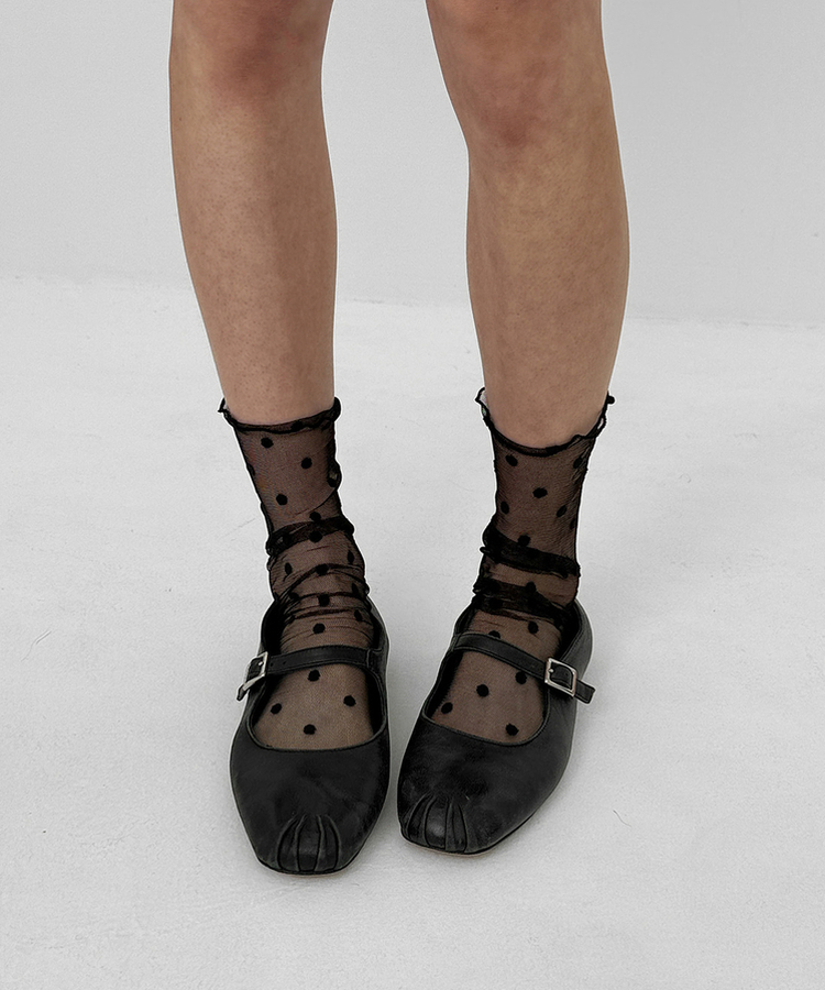 ウェーブシースルードットソックス BLACK