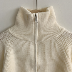 クロップハーフジップアップニット