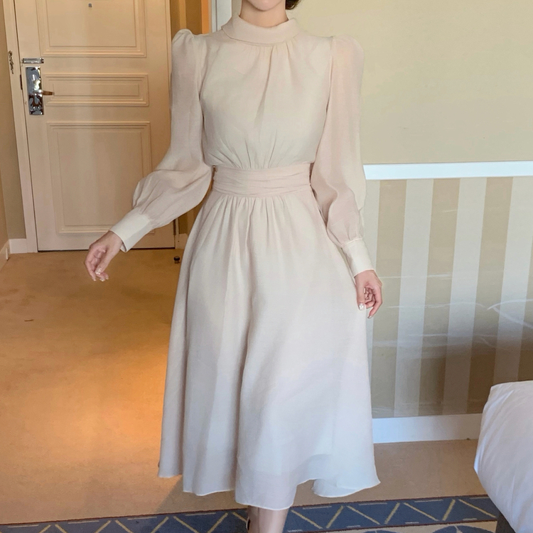 ホルターシフォンシャーリングロングワンピース BEIGE