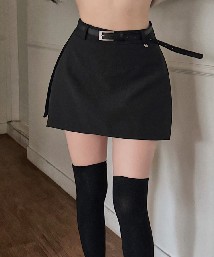 【ベルト付き】モダンスリットミニパンツスカート BLACK
