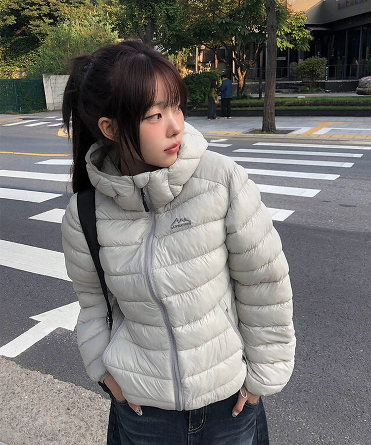 軽量ストリングフードダウンジャンパー GRAY
