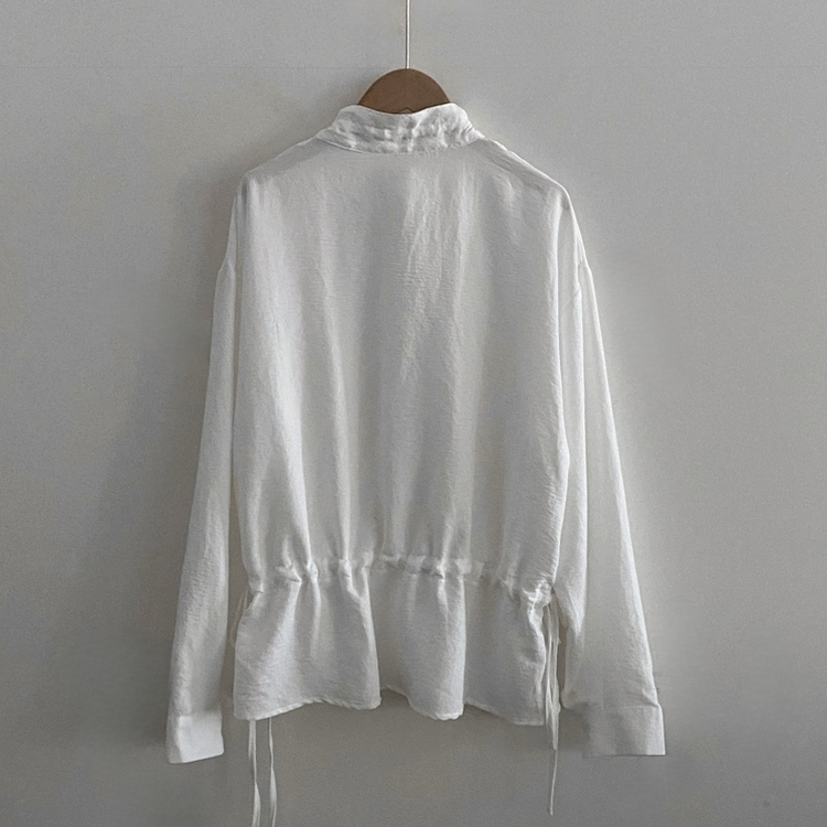 リボンフリルハイネックブラウス