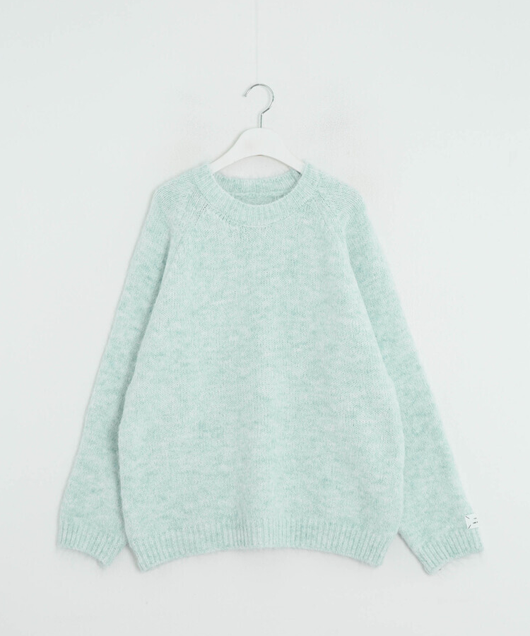 라벨포인트 라운드넥 니트