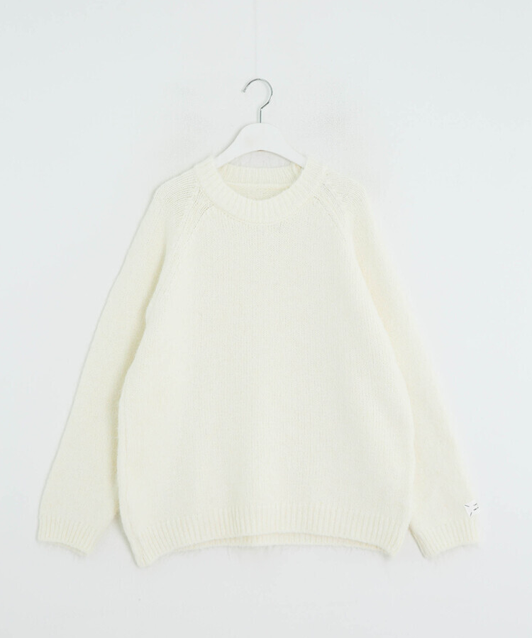 라벨포인트 라운드넥 니트