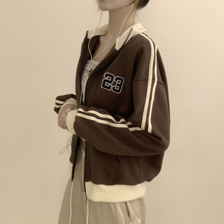 꾸안꾸 무드의 자수 두줄 배색 가을 긴팔 오버핏 집업 겨울 아우터 트레이닝 져지 하이넥 맨투맨 5color 브라운