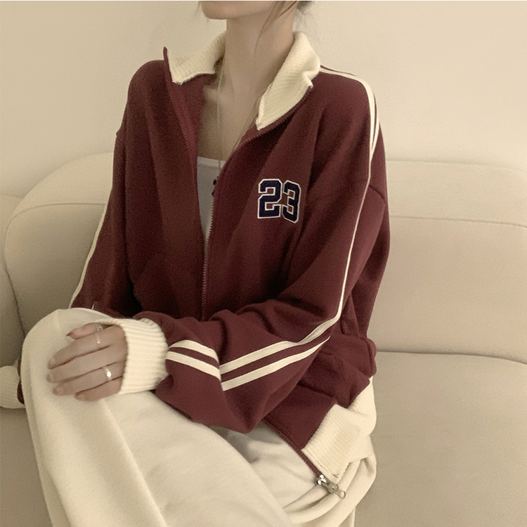 꾸안꾸 무드의 자수 두줄 배색 가을 긴팔 오버핏 집업 겨울 아우터 트레이닝 져지 하이넥 맨투맨 5color 레드