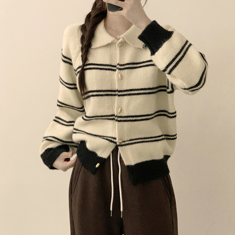 실물보장 귀여운 무드의 미미 라인 오버핏 스트라이프 가을 긴팔 니트 가디건 아이보리