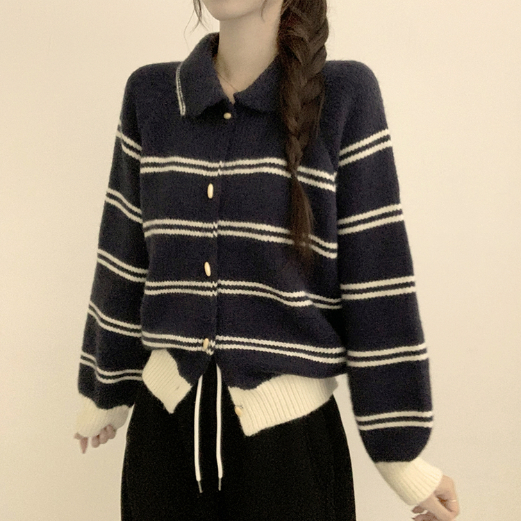 실물보장 귀여운 무드의 미미 라인 오버핏 스트라이프 가을 긴팔 니트 가디건 네이비