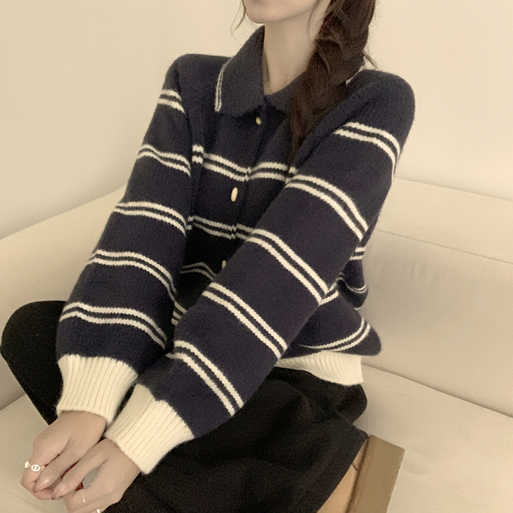 실물보장 귀여운 무드의 미미 라인 오버핏 스트라이프 가을 긴팔 니트 가디건 네이비