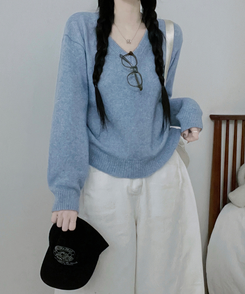 [V,라운드넥 선택]세미크롭핏라운드브이넥긴팔니트(10color) 소라