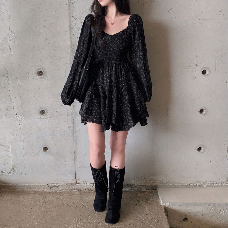 블랙스완 퍼프 잔꽃 언발 미디 원피스 블랙