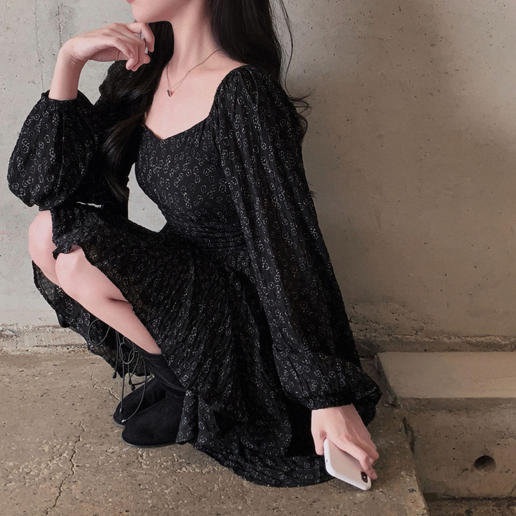 블랙스완 퍼프 잔꽃 언발 미디 원피스 블랙