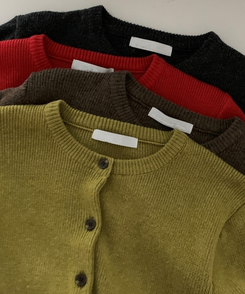 ラウンドネックカーディガン