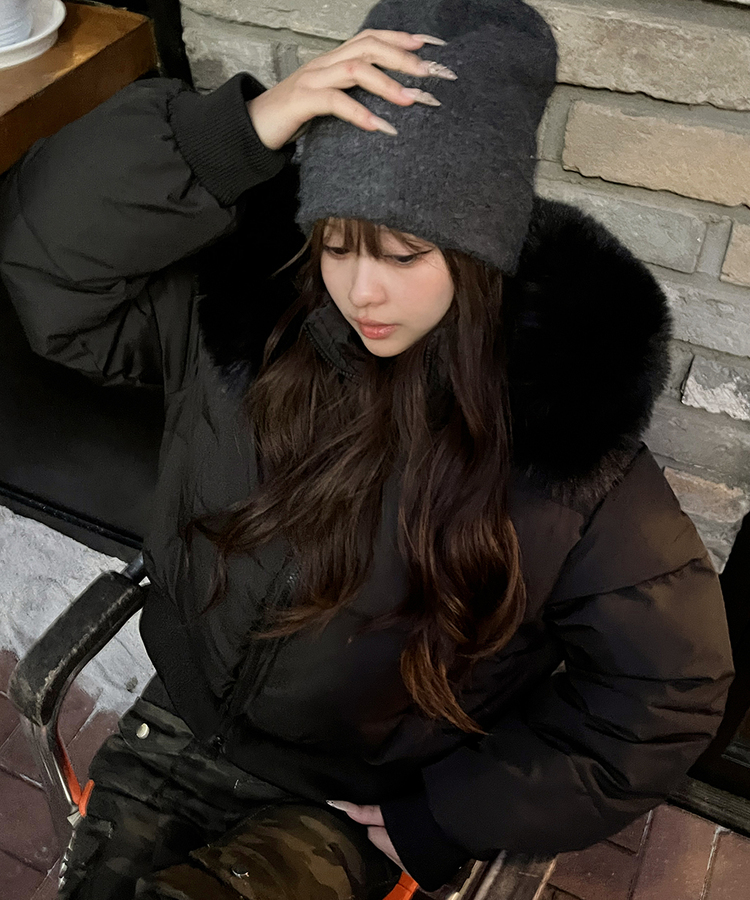 ショートファーダウン BLACK