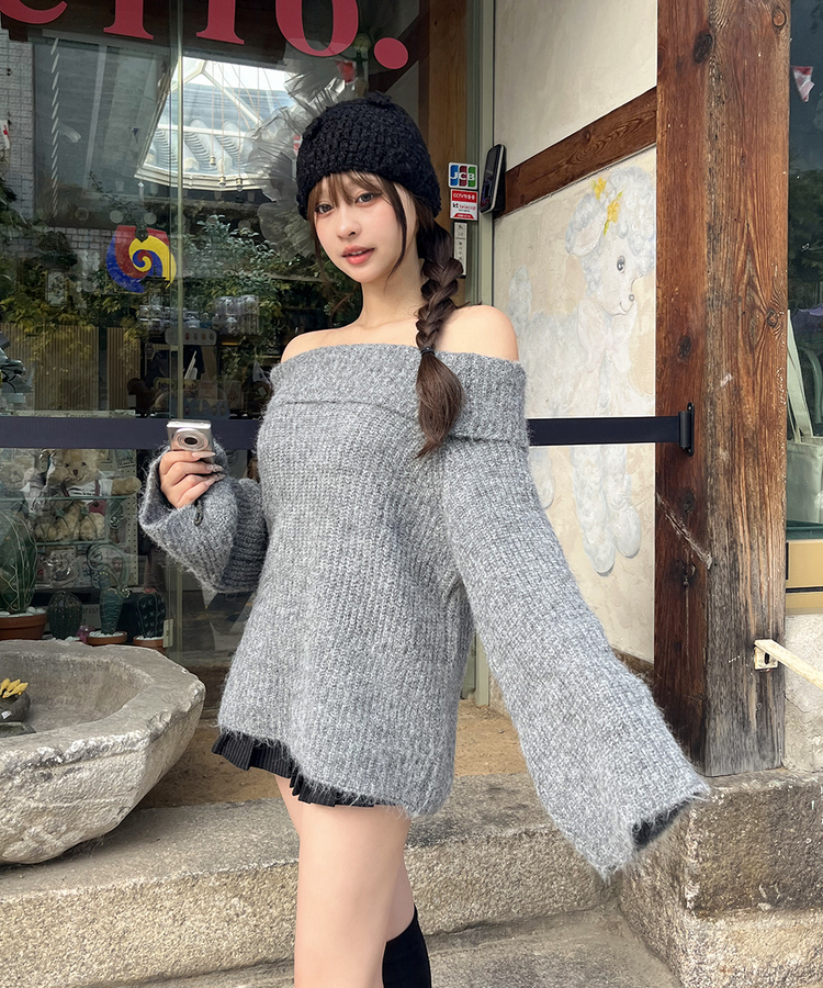 루즈핏 여리여리 오프숄더 니트 그레이