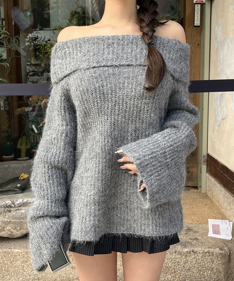 루즈핏 여리여리 오프숄더 니트 그레이