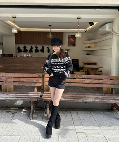 ノルディックオフショルダーニット BLACK