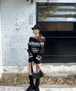 ノルディックオフショルダーニット BLACK