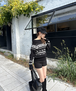 ノルディックオフショルダーニット BLACK