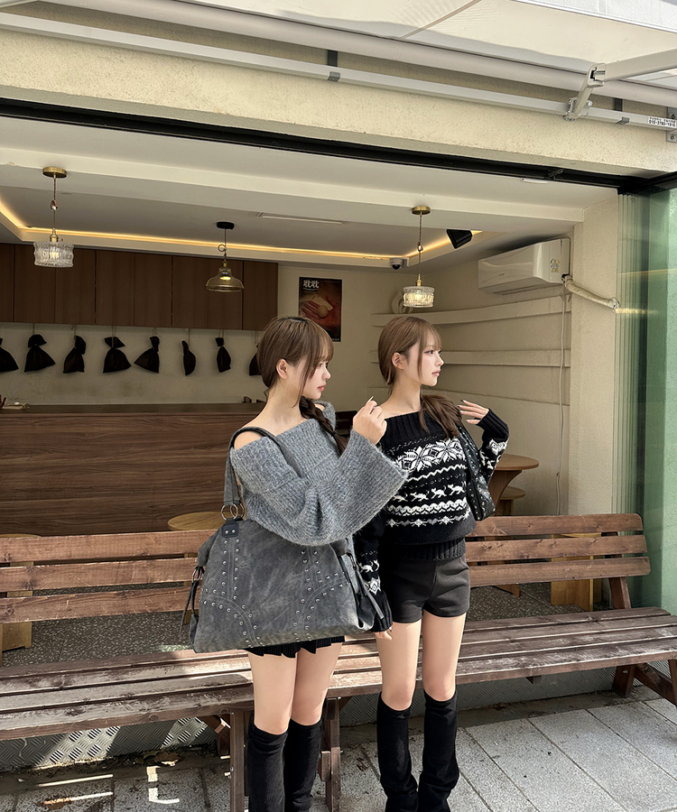 ノルディックオフショルダーニット BLACK