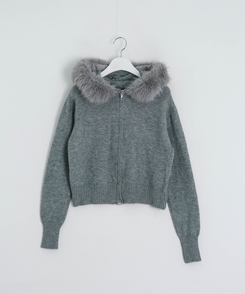 フェイクファーニットジップアップ