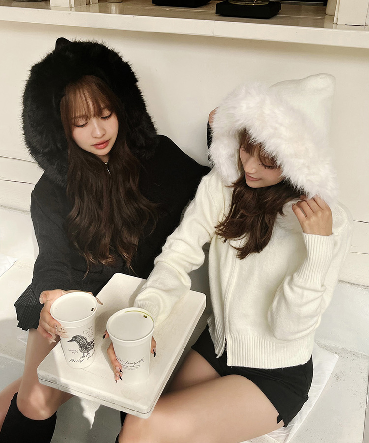 フェイクファーニットジップアップ BLACK