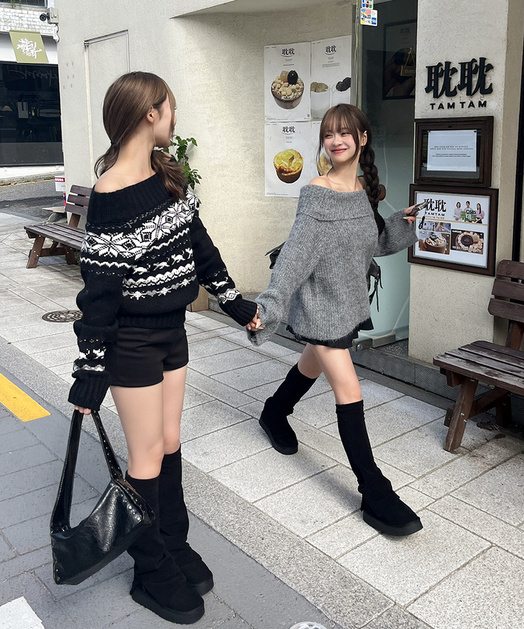 スタッズショルダーバッグ BLACK
