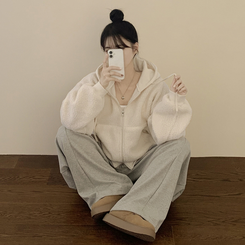 양털 뽀글이 배색 투웨이 스트링 오버핏 덤블 크롭 후드집업 점퍼 크림