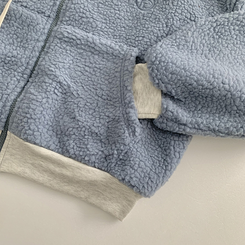 양털 뽀글이 배색 투웨이 스트링 오버핏 덤블 크롭 후드집업 점퍼