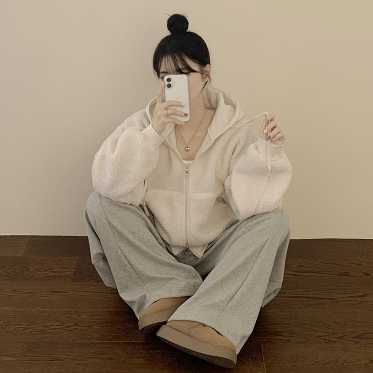 양털 뽀글이 배색 투웨이 스트링 오버핏 덤블 크롭 후드집업 점퍼 크림