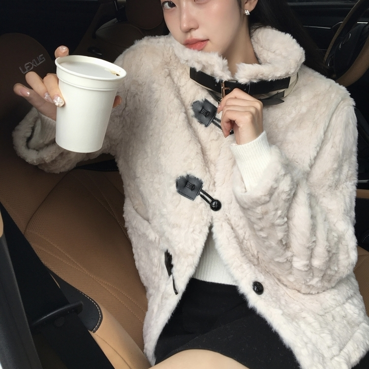 フェイクファージャケット｜コート｜韓国ファッション通販 SONA