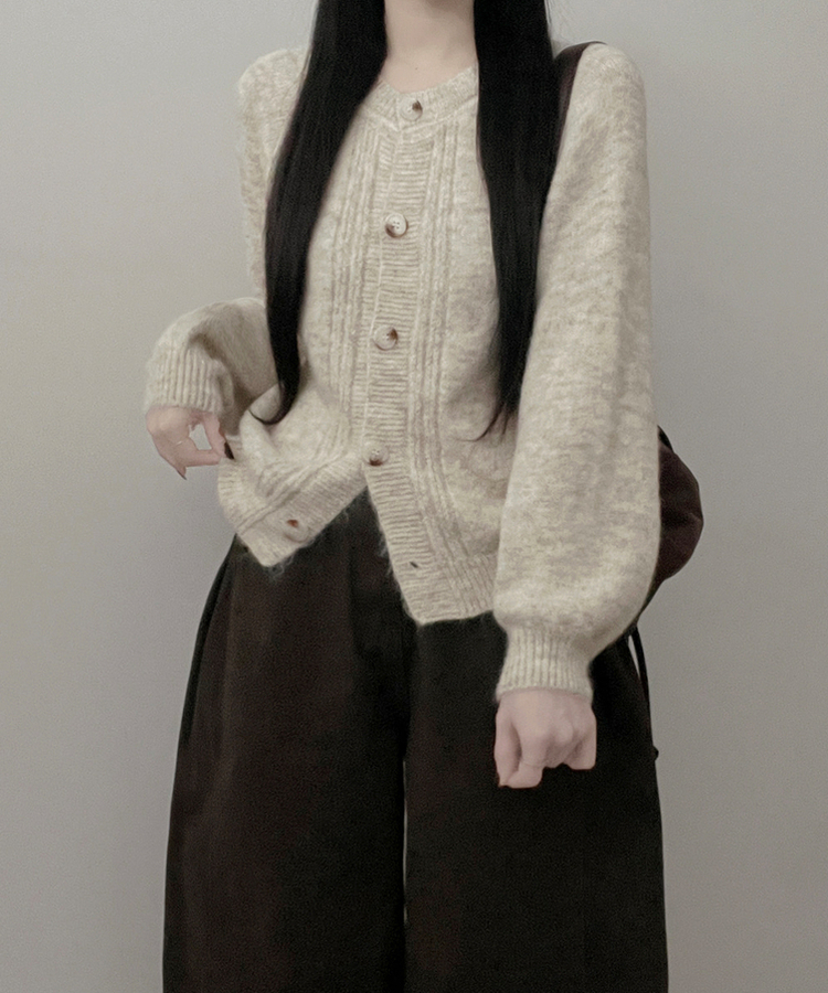 시그니처라운드벌룬루즈핏니트가디건