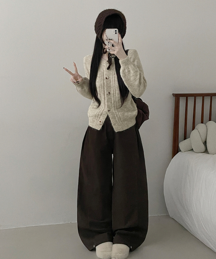 시그니처라운드벌룬루즈핏니트가디건