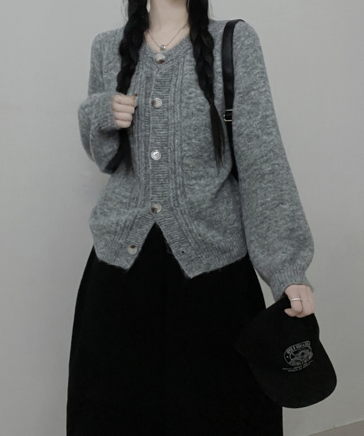 시그니처라운드벌룬루즈핏니트가디건