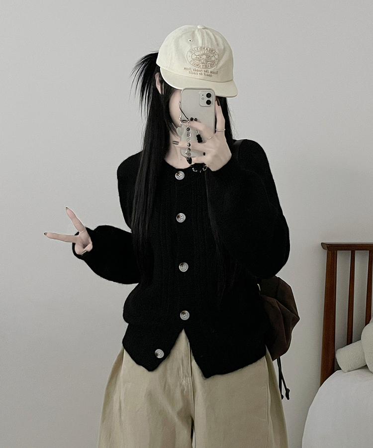 시그니처라운드벌룬루즈핏니트가디건